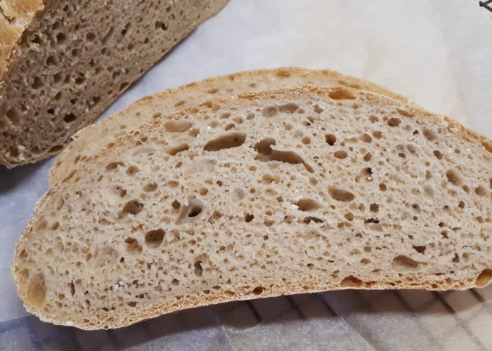 Szénhidrátcsökkentett kenyér házilag, dagasztás nélkül